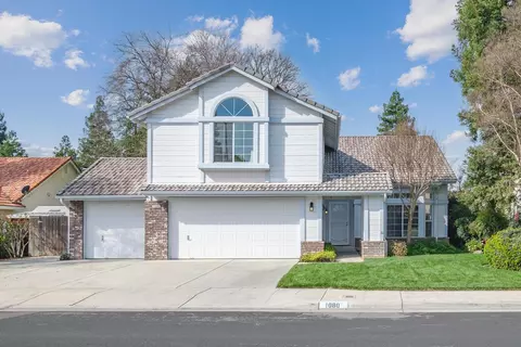 1080 N Homsy Ave, Clovis, CA 93611