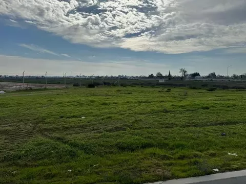 1234 Dan Ronquillo Rd, Fresno, CA 93706