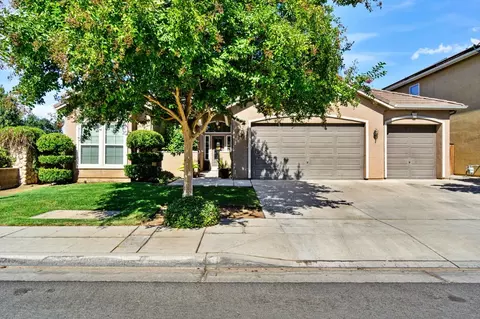 6292 W Los Altos Ave, Fresno, CA 93722