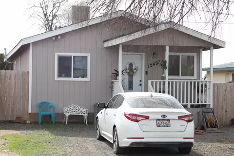 12497 Avenue 406, Cutler, CA 93615