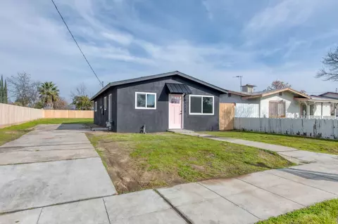 4431 E Floradora Ave, Fresno, CA 93703