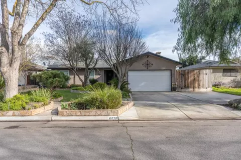 6538 N 7th St, Fresno, CA 93710