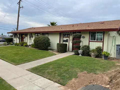 2080 W Simpson Ave, Fresno, CA 93705