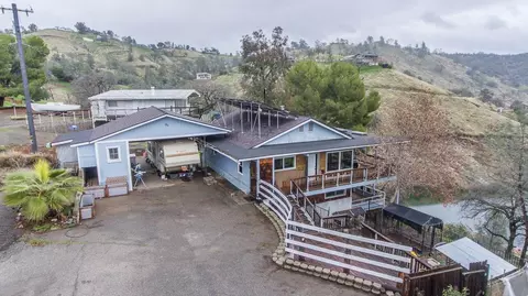 20455 Galileo Ct, Friant, CA 93626
