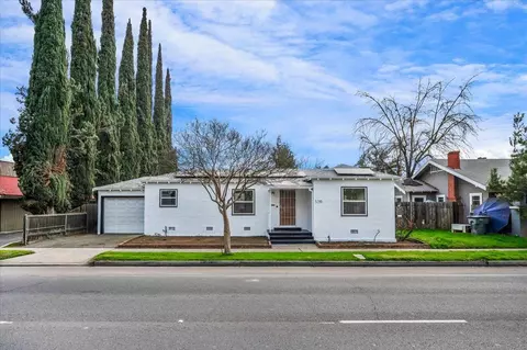 526 E Shields Ave, Fresno, CA 93704