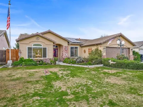 2590 Zion Way, Hanford, CA 93230