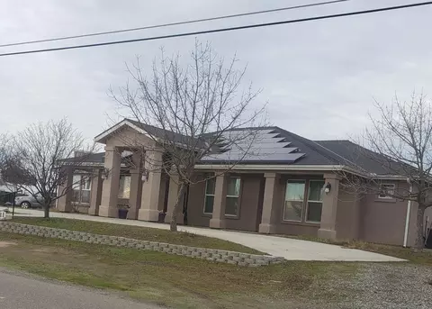 35221 John Albert Dr, Madera, CA 93636