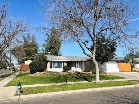 1180 W Athens Ave, Fresno, CA 93711