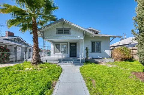 979 N Farris Ave, Fresno, CA 93728