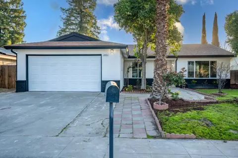 3054 N El Capitan, Fresno, CA 93722