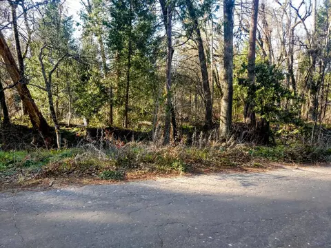 6 Dorstan Dr, Oakhurst, CA 93644