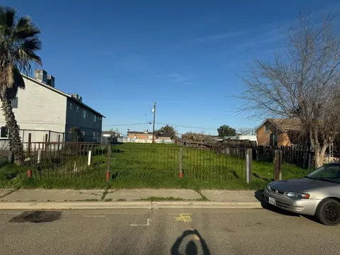 731 Juanita St, Mendota, CA 93640
