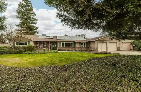 1660 W Wrenwood Ave, Fresno, CA 93711