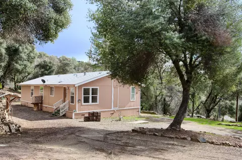 4725 Leonard Rd, Mariposa, CA 95338