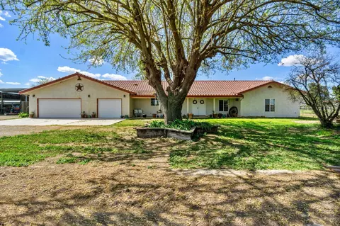 7090 20 12 Ave, Lemoore, CA 93245