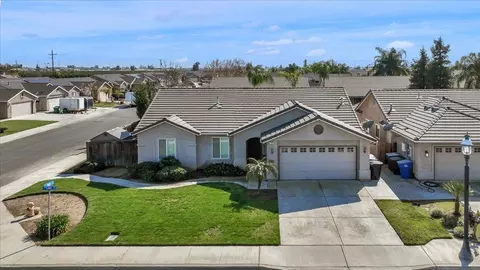 1745 Lime Ave, Sanger, CA 93657