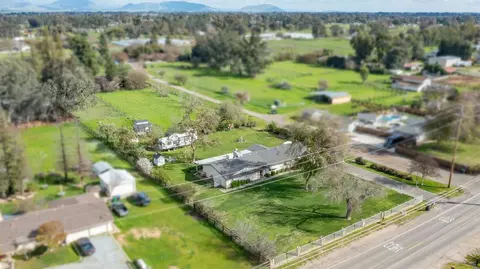 5860 N Mccall, Clovis, CA 93619