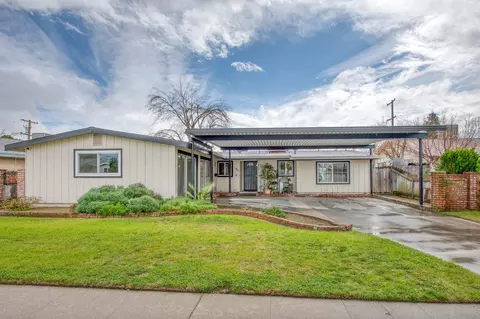3848 E Swift Ave, Fresno, CA 93726