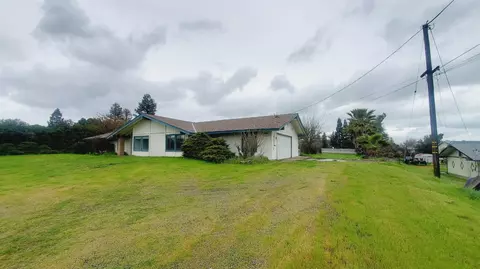 35357 John Albert Dr, Madera, CA 93636