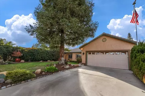 2517 S Virmargo, Visalia, CA 93292