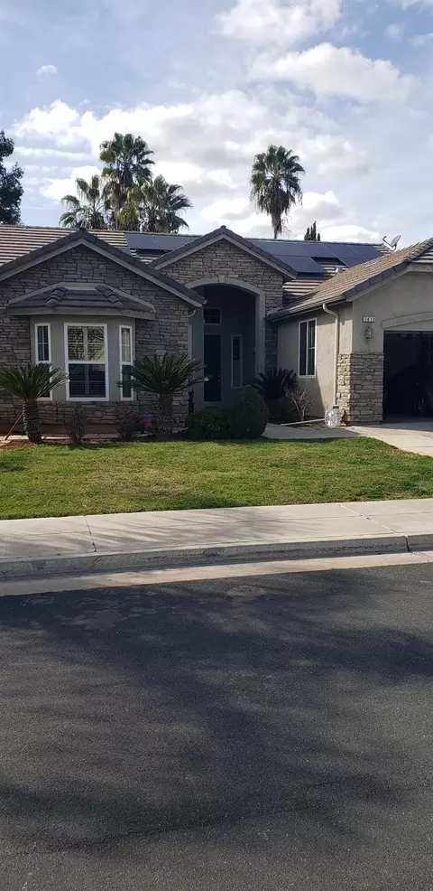 7413 N Ciancetti Ave, Fresno, CA 93722
