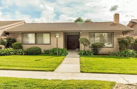1867 W Fairmont Ave #102, Fresno, CA 93705