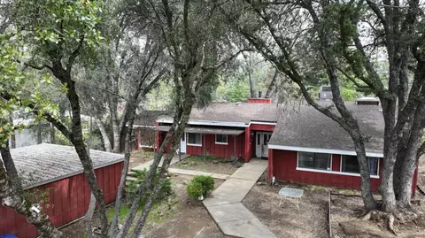 39387 N Hidden Oak Dr, Oakhurst, CA 93644