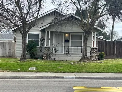 1060 10th Ave, Kingsburg, CA 93631