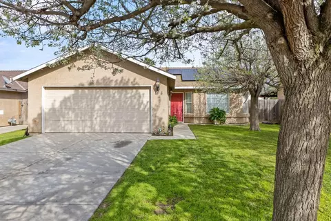 184 El Syd St, Tipton, CA 93272
