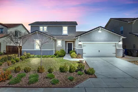 211 Rancho Mirage Rd, Madera, CA 93638