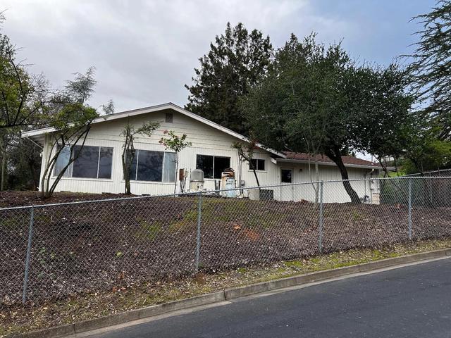 3194 Surmont Dr, Lafayette, CA 94549