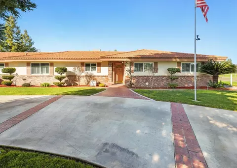 4668 W Hurley Ave, Visalia, CA 93291