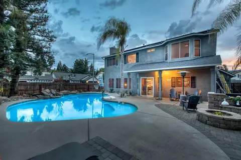 2096 E Lexington Ave, Fresno, CA 93720