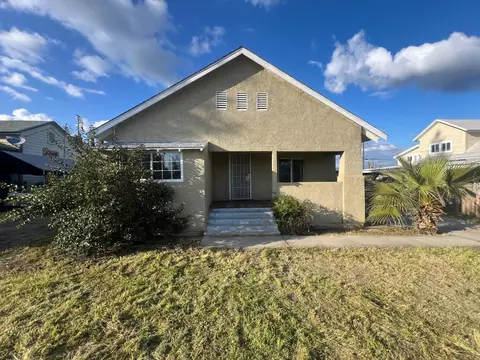 2224 Gaither St, Selma, CA 93662