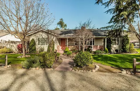 4810 N Harrison Ave, Fresno, CA 93704