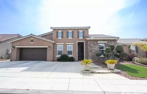 4064 Portals Ave, Clovis, CA 93619