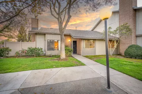4747 N Woodrow Ave #123, Fresno, CA 93726