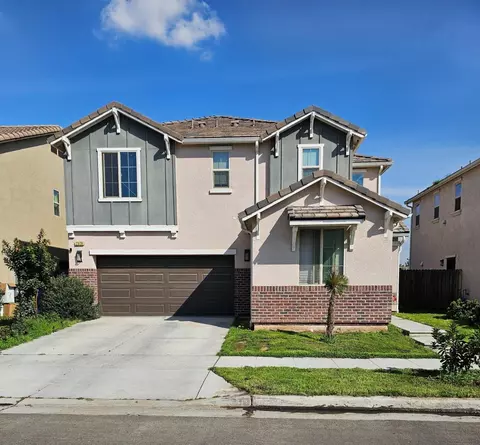 2526 N Whittier Ave, Fresno, CA 93727