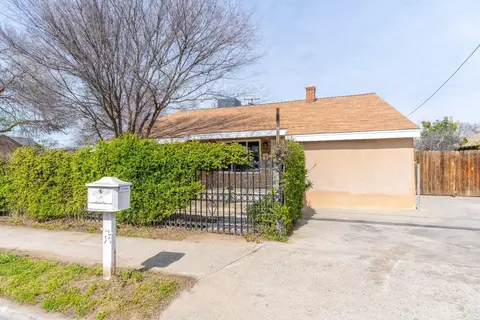 3753 E Olive Ave, Fresno, CA 93702