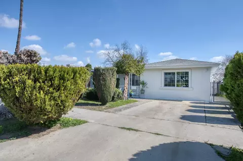 716 I St, Sanger, CA 93657