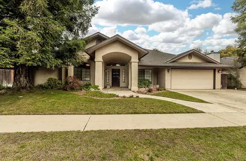 1248 W Palo Alto Ave, Fresno, CA 93711