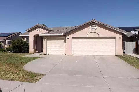 637 De La Cruz St, Mendota, CA 93640