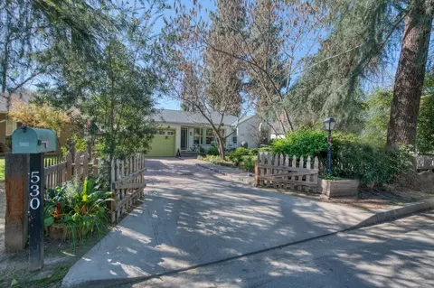 530 E Garland Ave, Fresno, CA 93704