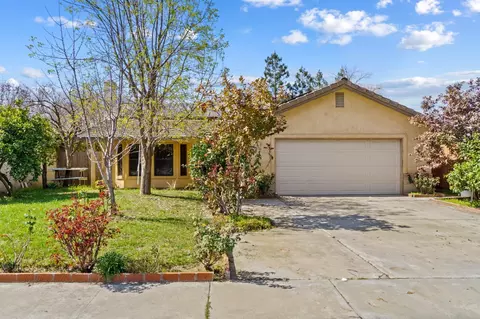 1411 N Maple St, Visalia, CA 93292