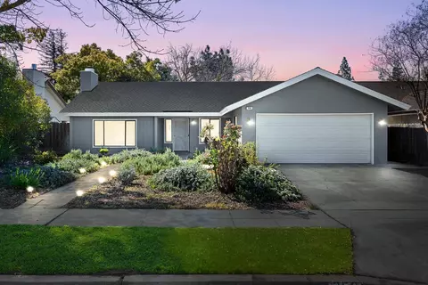 359 W Paul Ave, Fresno, CA 93704