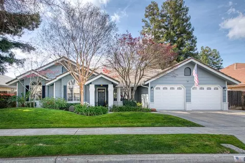 6549 N Vagedes Ave, Fresno, CA 93711