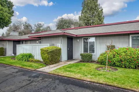 4504 N Valentine Ave #132, Fresno, CA 93722
