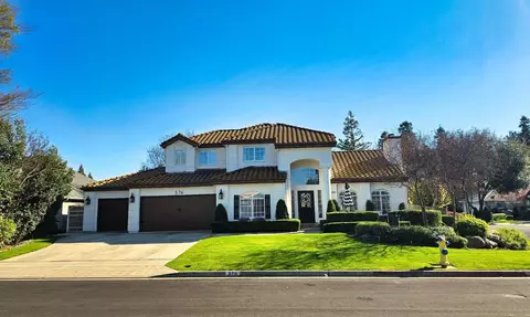 576 W Bedford Ave, Clovis, CA 93611