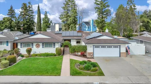 2177 Mitchell Ave, Clovis, CA 93611