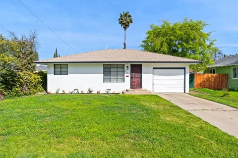 403 E Cortland Ave, Fresno, CA 93704